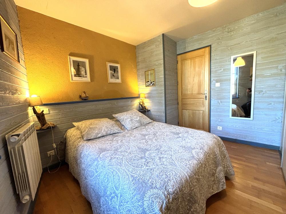 la chambre double en rdc 