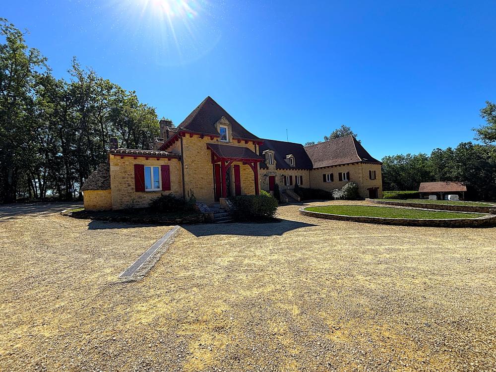 Agencé dans l'aile Est du Manoir le Cottage offre 8 autres couchages