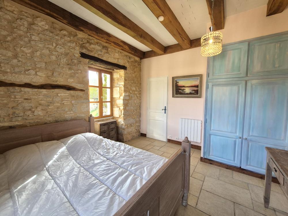 au rez de jardin de la maison d'amis