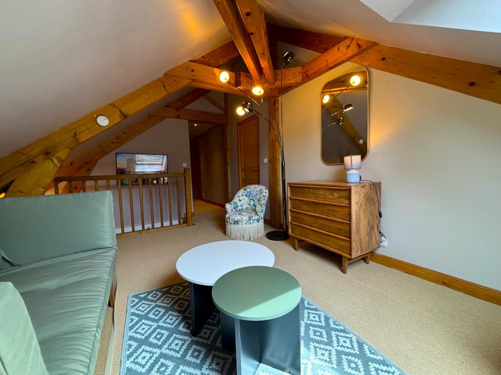 Le coin salon sur la mezzanine à l'étage 