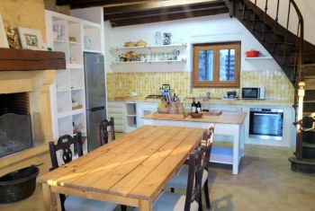 la cuisine et espace repas 