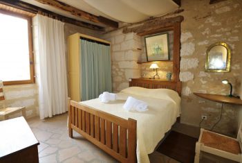 La première chambre double du rez-de-chaussée