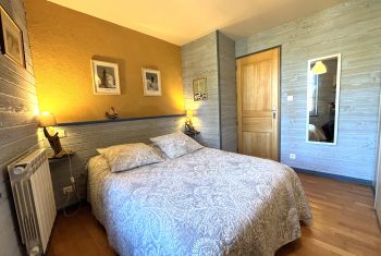 la chambre double en rdc 