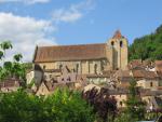 the busy village of st Cyprien 