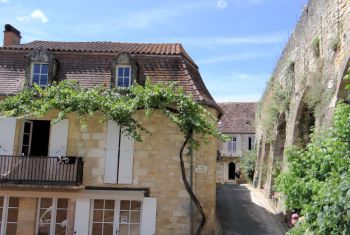 La rue des arcades 