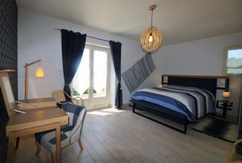 la cinquième chambre double à l'étage 