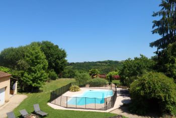 la superbe piscine privée 