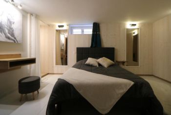 la quatrième chambre double au niveau inférieur