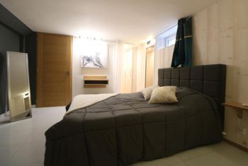 la quatrième chambre double au niveau inférieur