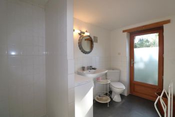 the separate shower room under the terrace area 