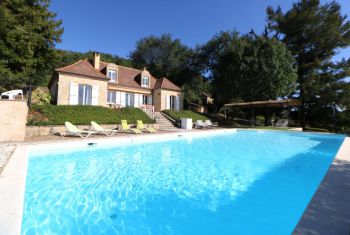 Holidays gite Dordogne Maison de Castels