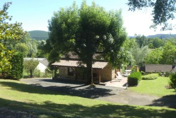 La Maison d'Amis vue depuis le garage 