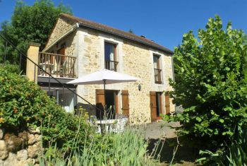 the guests house from the lower part of the garden 