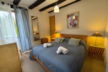 La première chambre double en rdc 
