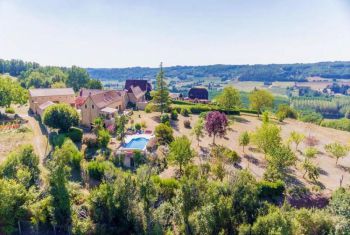 Holidays gite Dordogne Domaine de Caillavet