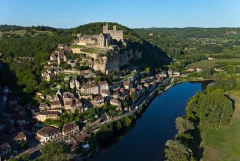 The listed village of Beynac, built on the cliff