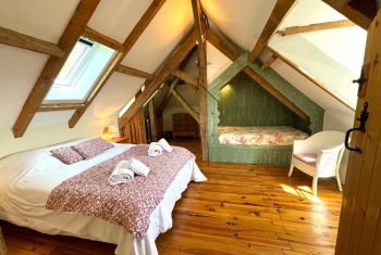 la chambre double au deuxième étage de Castarnou