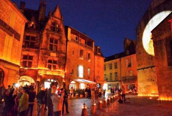 Sarlat by night... magical!