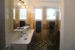 La Loggia : the shower room at terrace level 