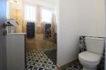 La Loggia : the shower room at terrace level 