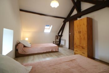 La Colline de Queyrelong  - la troisième chambre double à l'étage 