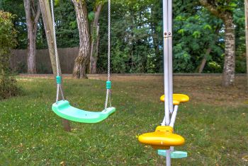 Le portique de loisirs pour les petits 