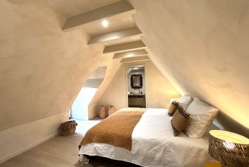 La suite LES BELLES DAMES en RDC (coté cuisine) 