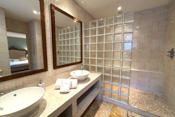 et sa salle d'eau privative 