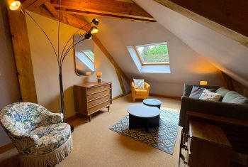 Le coin salon sur la mezzanine à l'étage 
